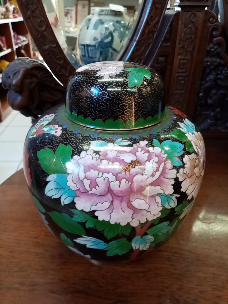 Vaso Coperto Cloisonn Fondo Nero